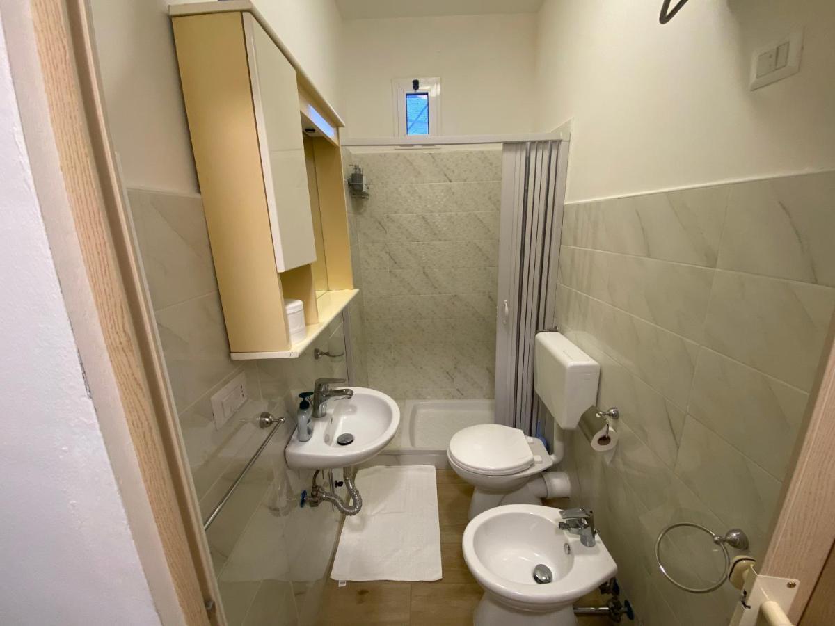 Апартаменти Mini Loft - Bari Centro - A Due Passi Dal Mare Екстер'єр фото